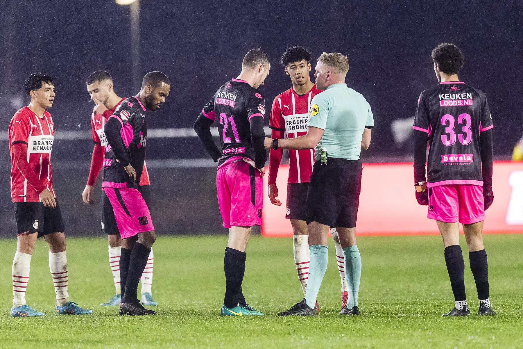 Romero brengt morsend FC Volendam verder aan het wankelen