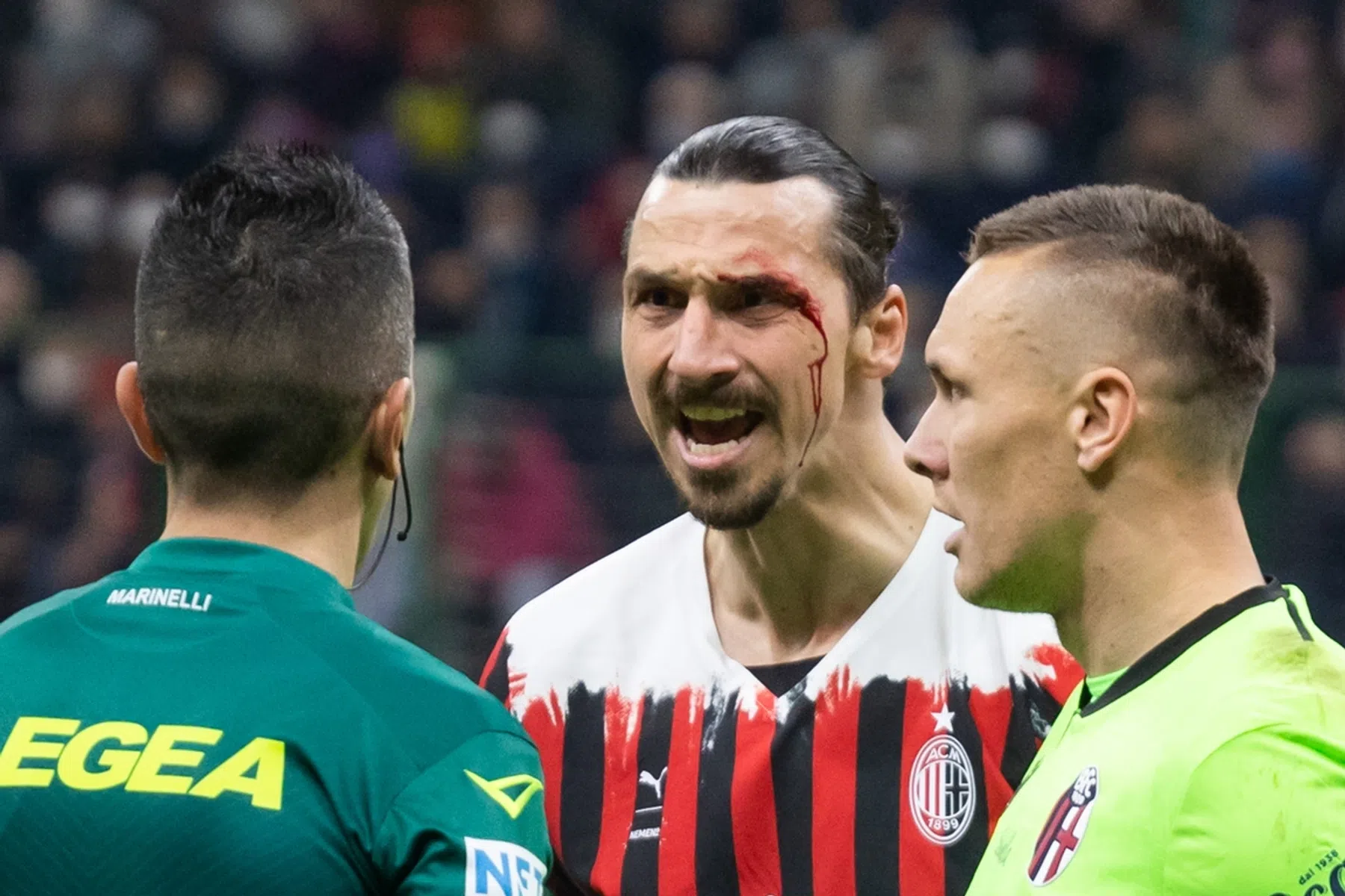Ibrahimovic uit woede over arbitrage op frustrerende avond AC Milan