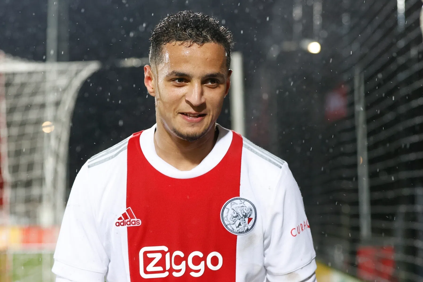 Blijdschap bij Jong Ajax na eerste doelpunt Ihattaren: 'Geef hem wat tijd'