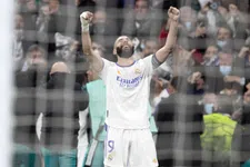 Thumbnail for article: Fenomeen Benzema loopt één op één na geweldige kopgoals