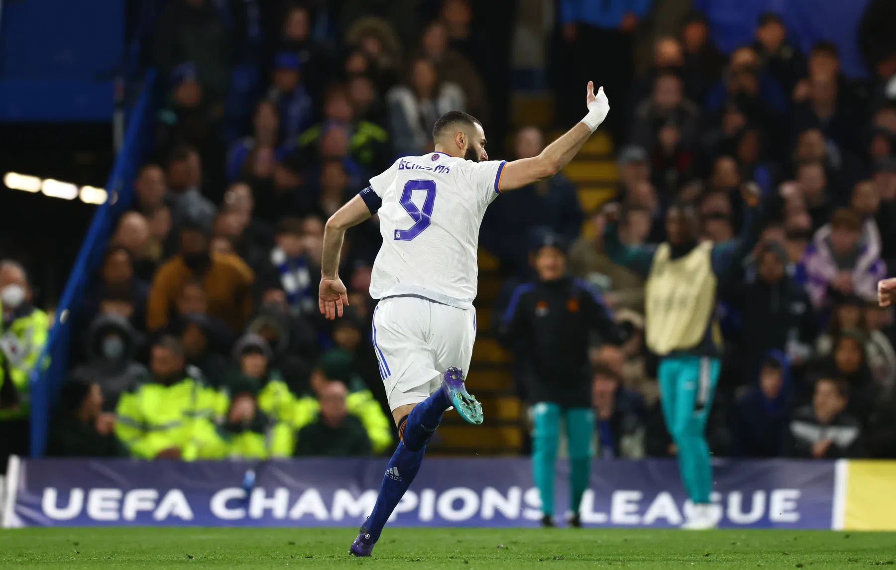 Twee CL-hattricks op rij: zo bijzonder is de prestatie van Benzema