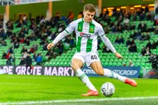 Thumbnail for article: Het transferspel rond een toptalent met een vakkenvullerscontract