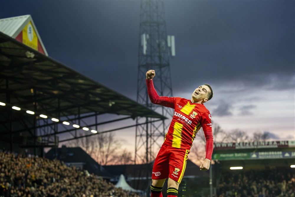 Dromend Go Ahead Eagles deelt Willem II de zoveelste dreun uit