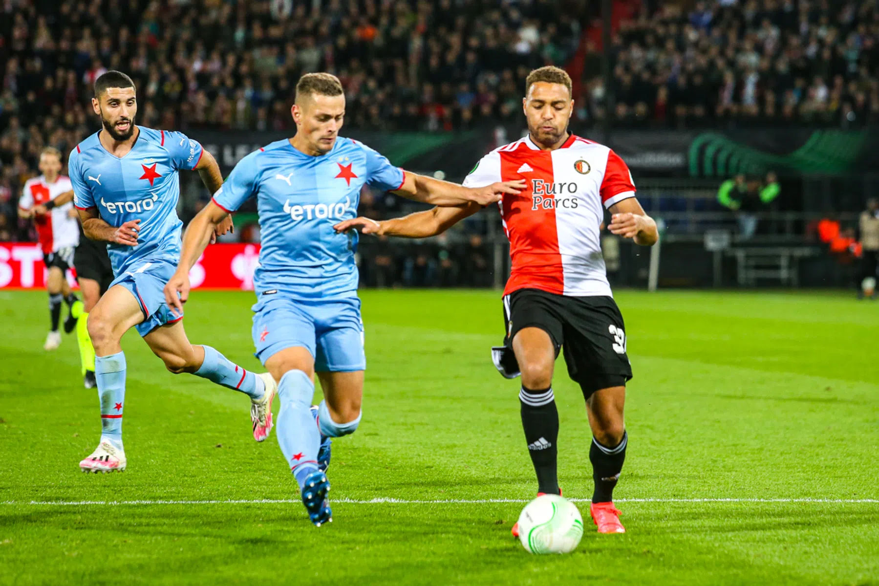 Feyenoord gewaarschuwd na orkaan In De Kuip: 'Dan spelen we nog beter'