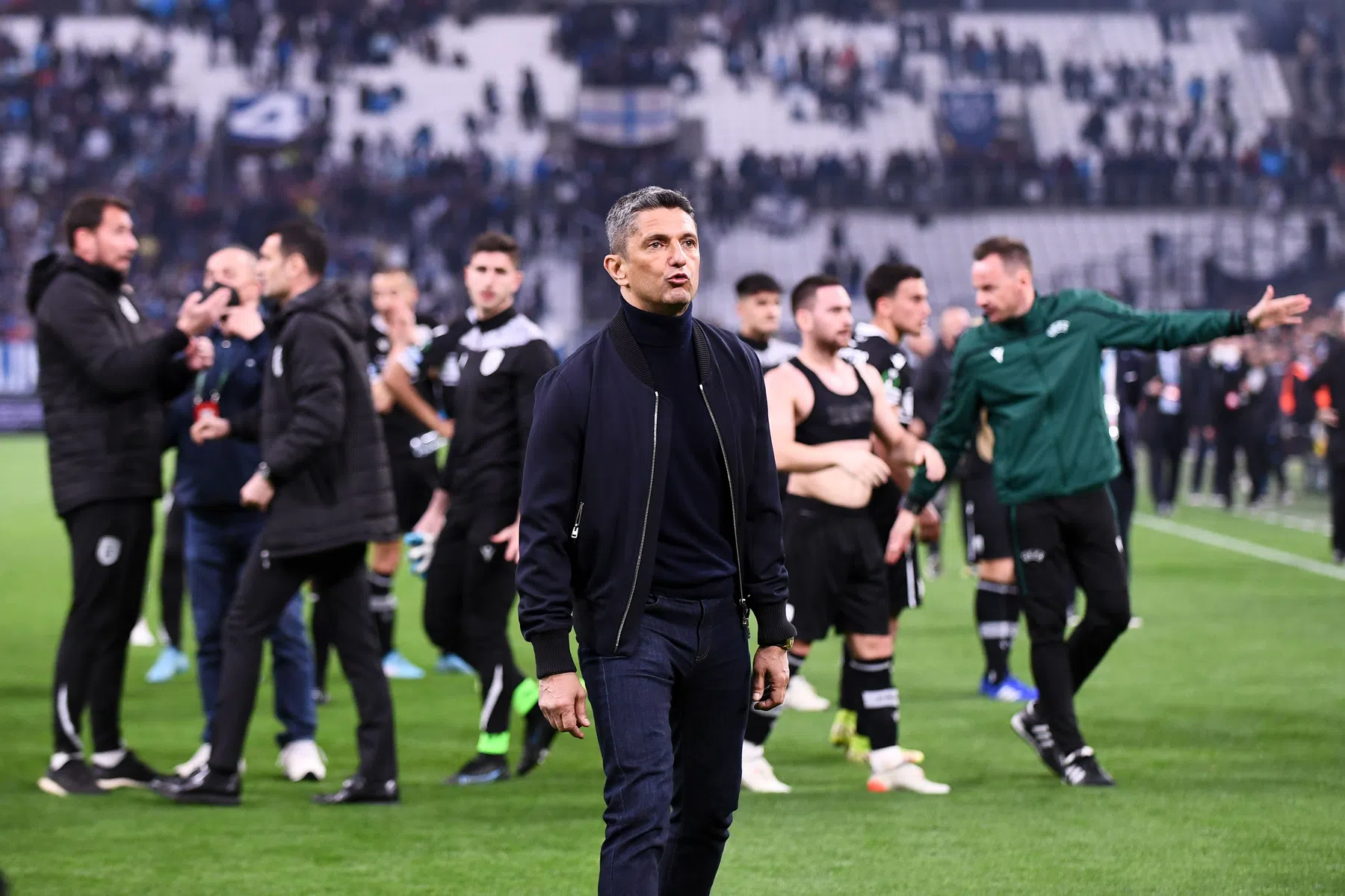 Dreigende taal PAOK-trainer: 'Marseille-fans kunnen beter thuisblijven'