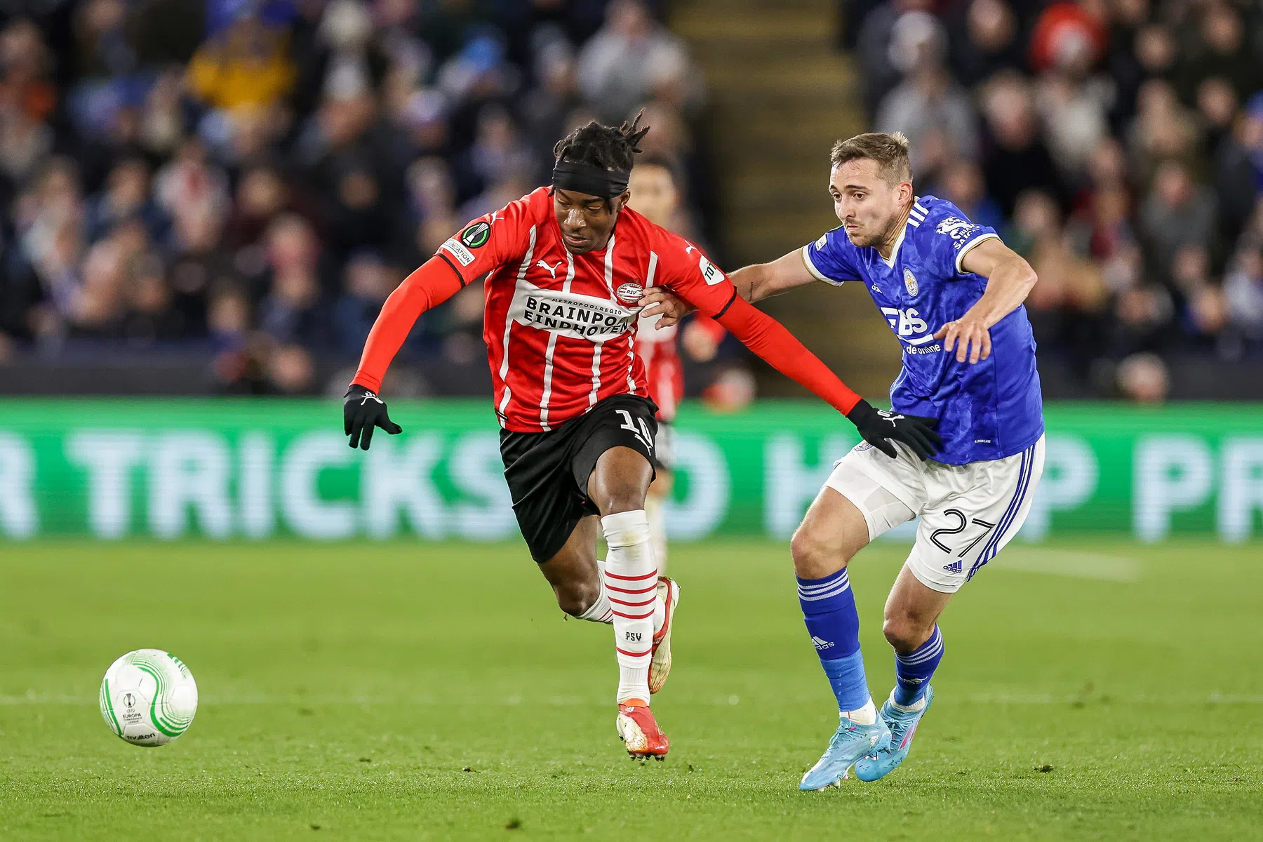 Engeland kijkt mee met Madueke: 'Dat voelde goed'