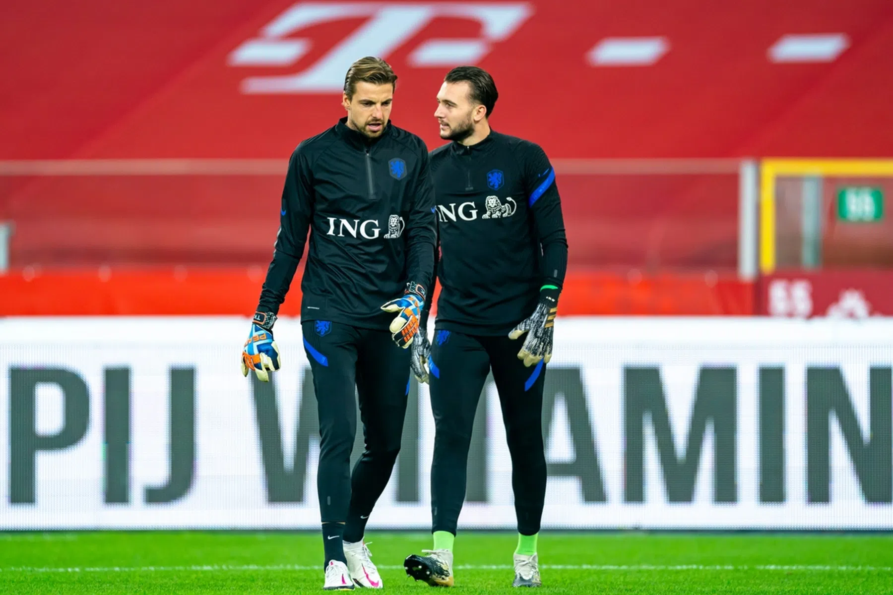 PSV zoekt ervaren concurrent voor Drommel, Cillessen en Krul genoemd