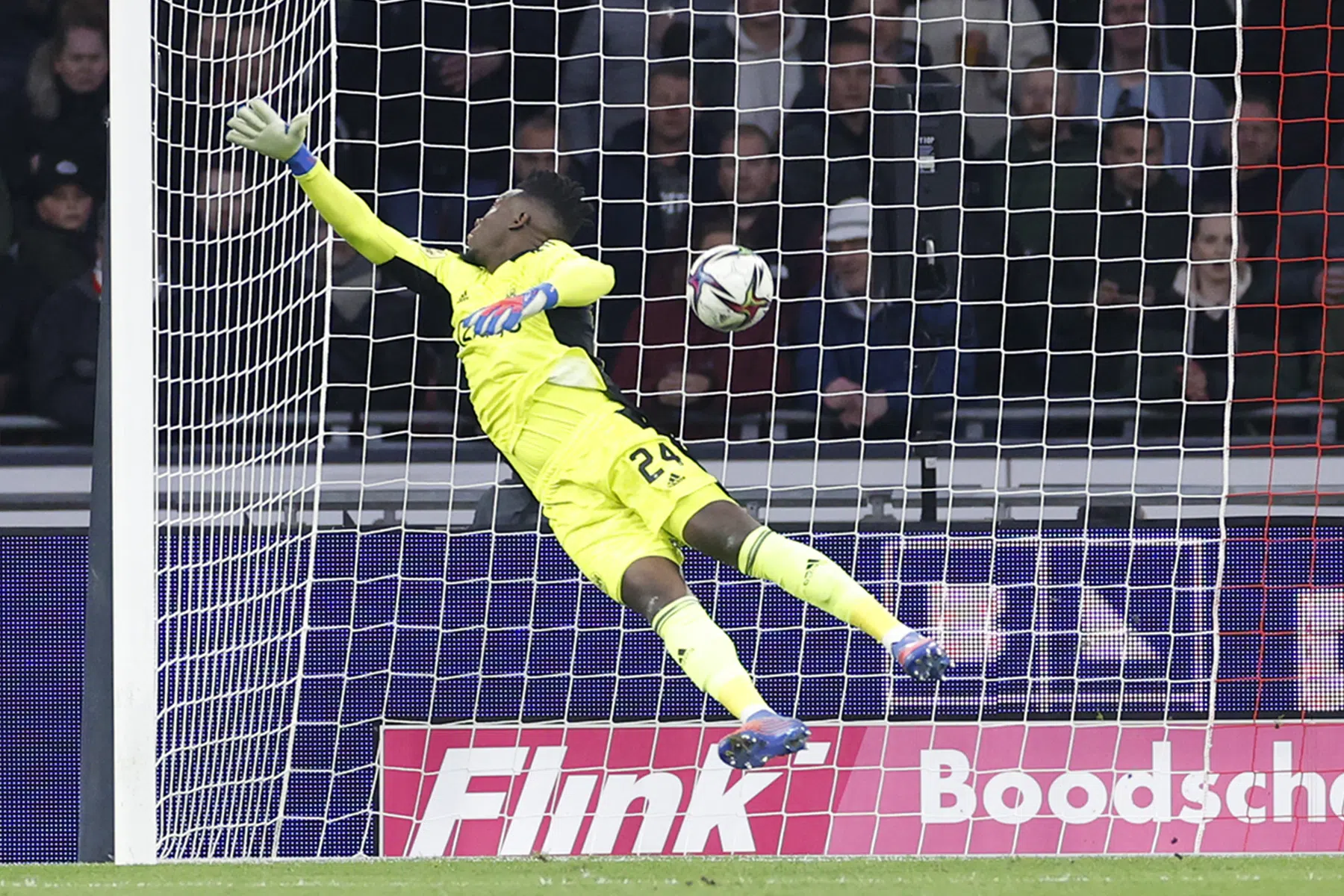 Houding van Onana besproken: 'Dan is het klaar'