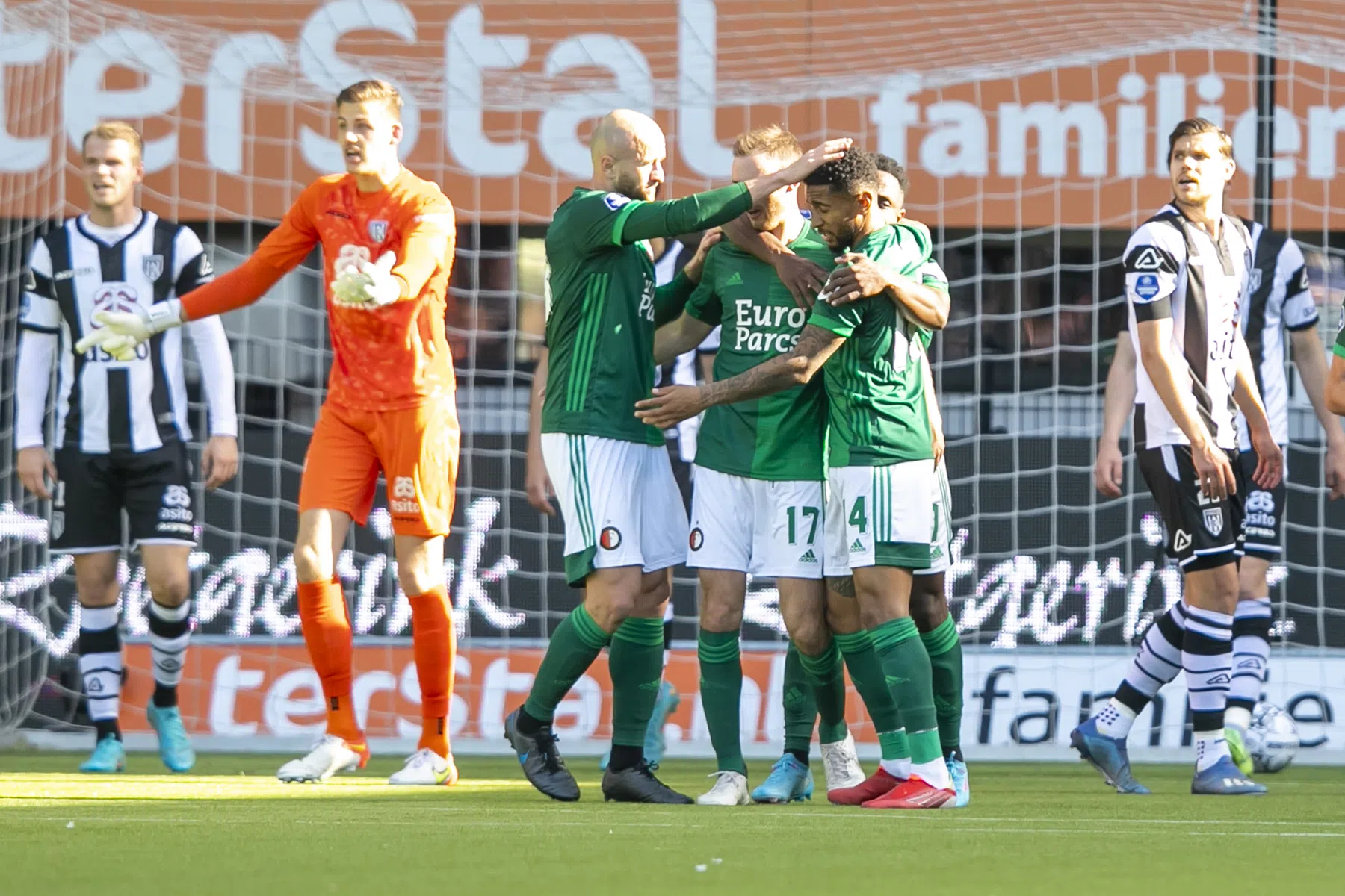 Uitvallen Til en Sinisterra smet op zorgeloze middag Feyenoord