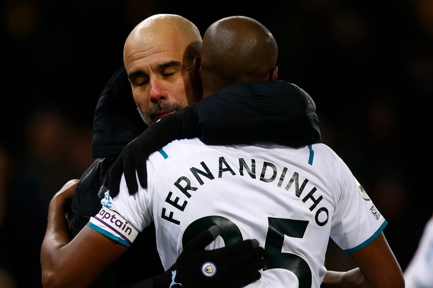 City-captain verrast Guardiola met nieuws over vertrek: 'Sorry? Dat wist ik niet' 