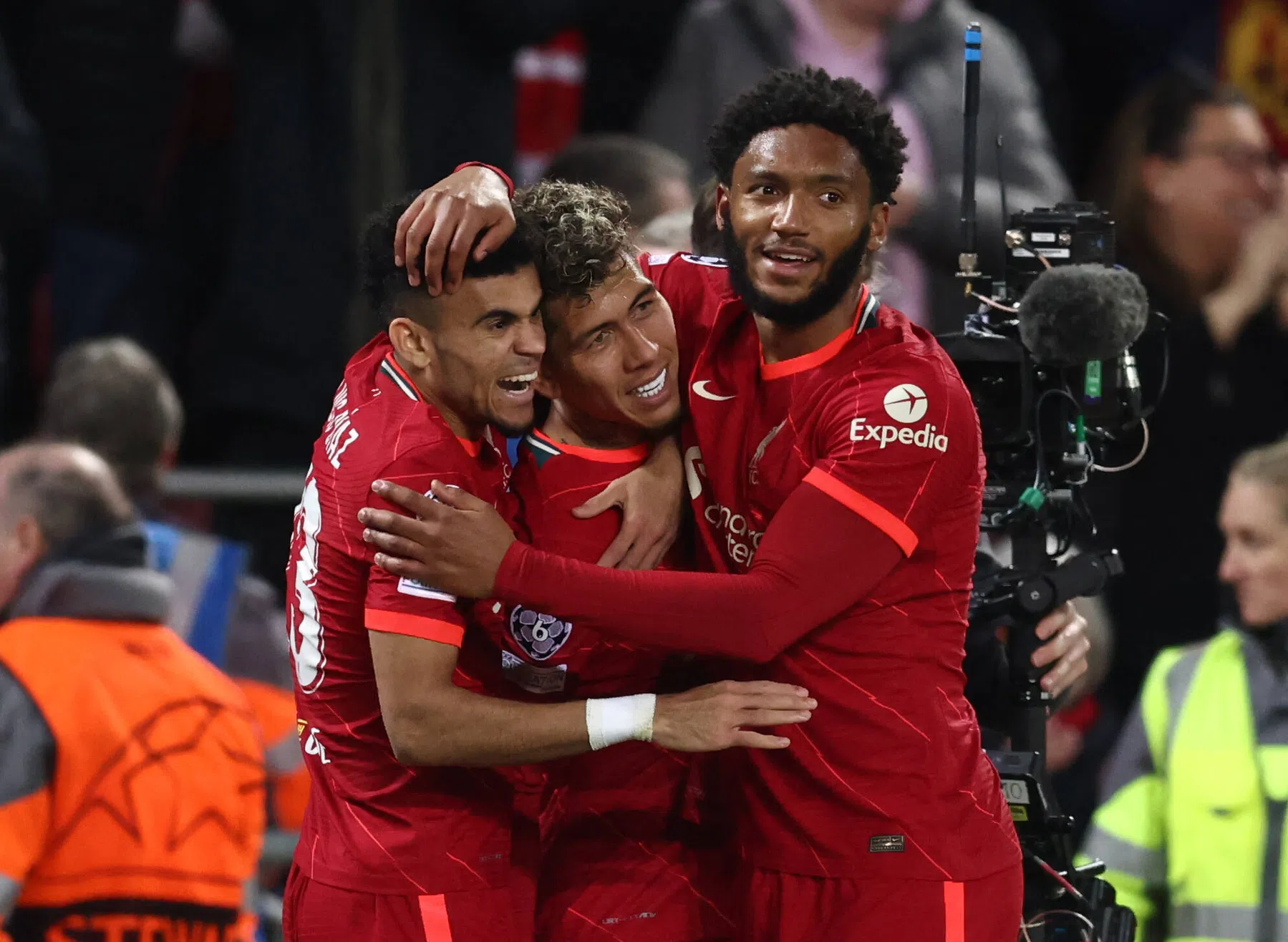 Liverpool schudt Benfica na doelpuntenfestijn op Anfield van zich af