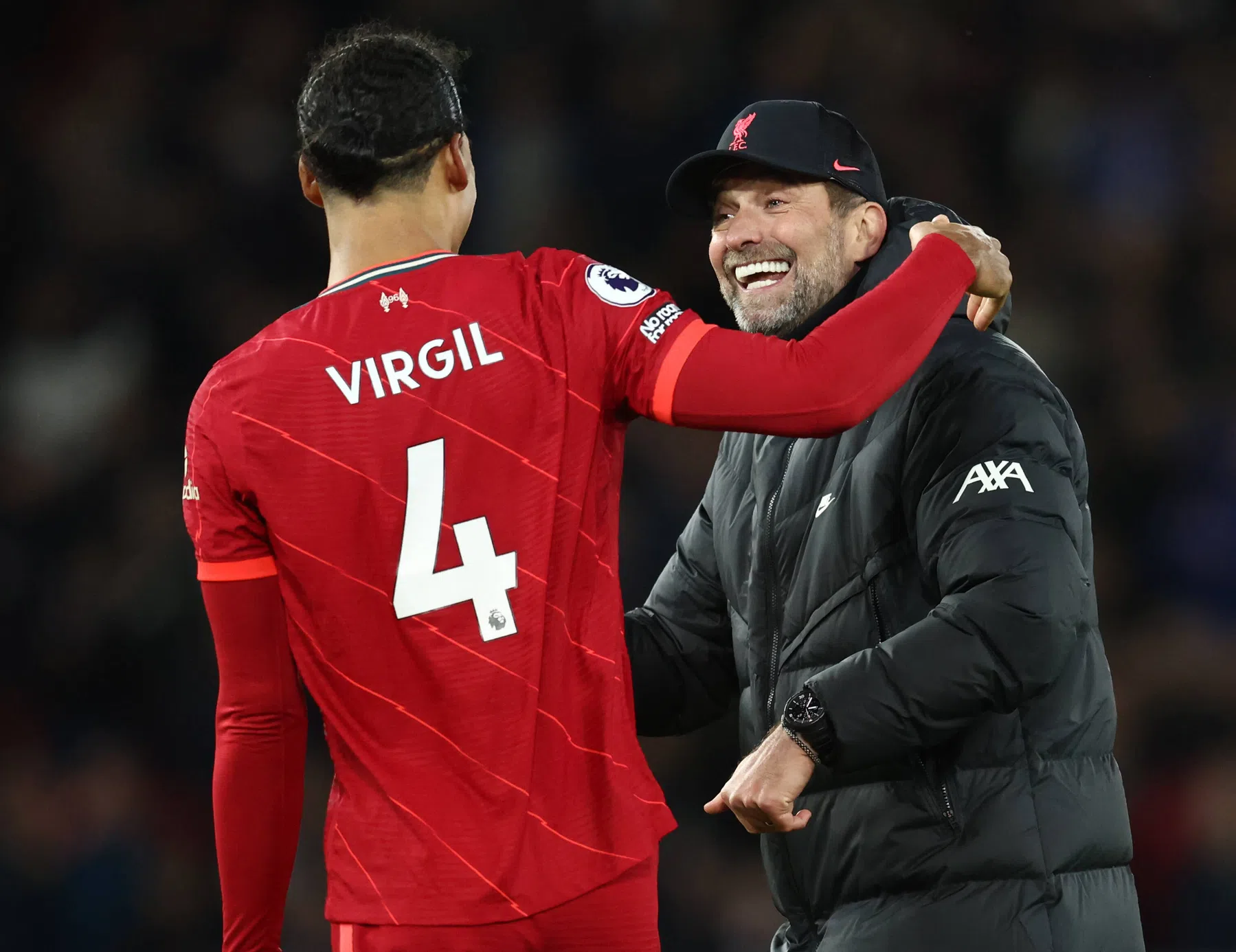 Van Dijk op de bank: Liverpool met B-ploeg tegen Benfica