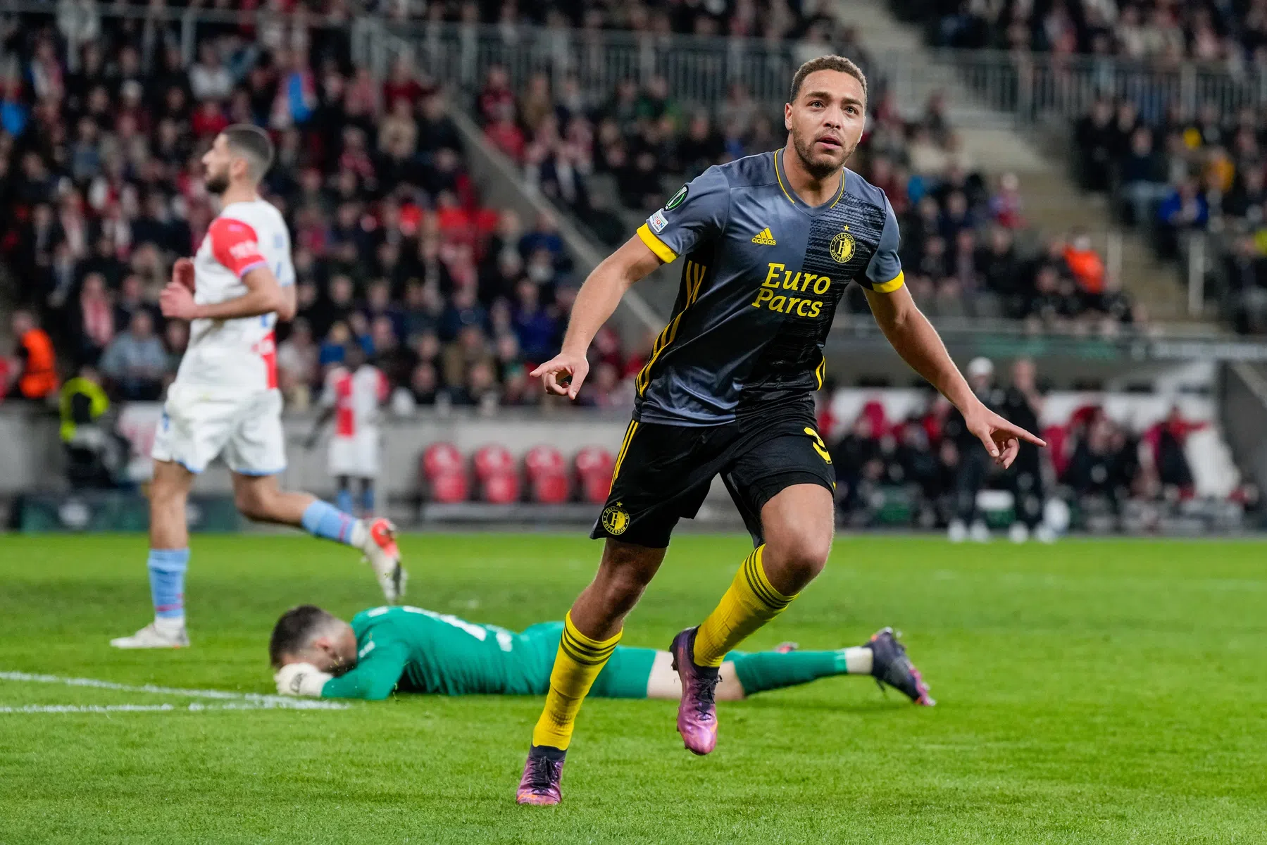 Topscorer Dessers vastberaden: 'Ik wil nu ook graag naar de finale'