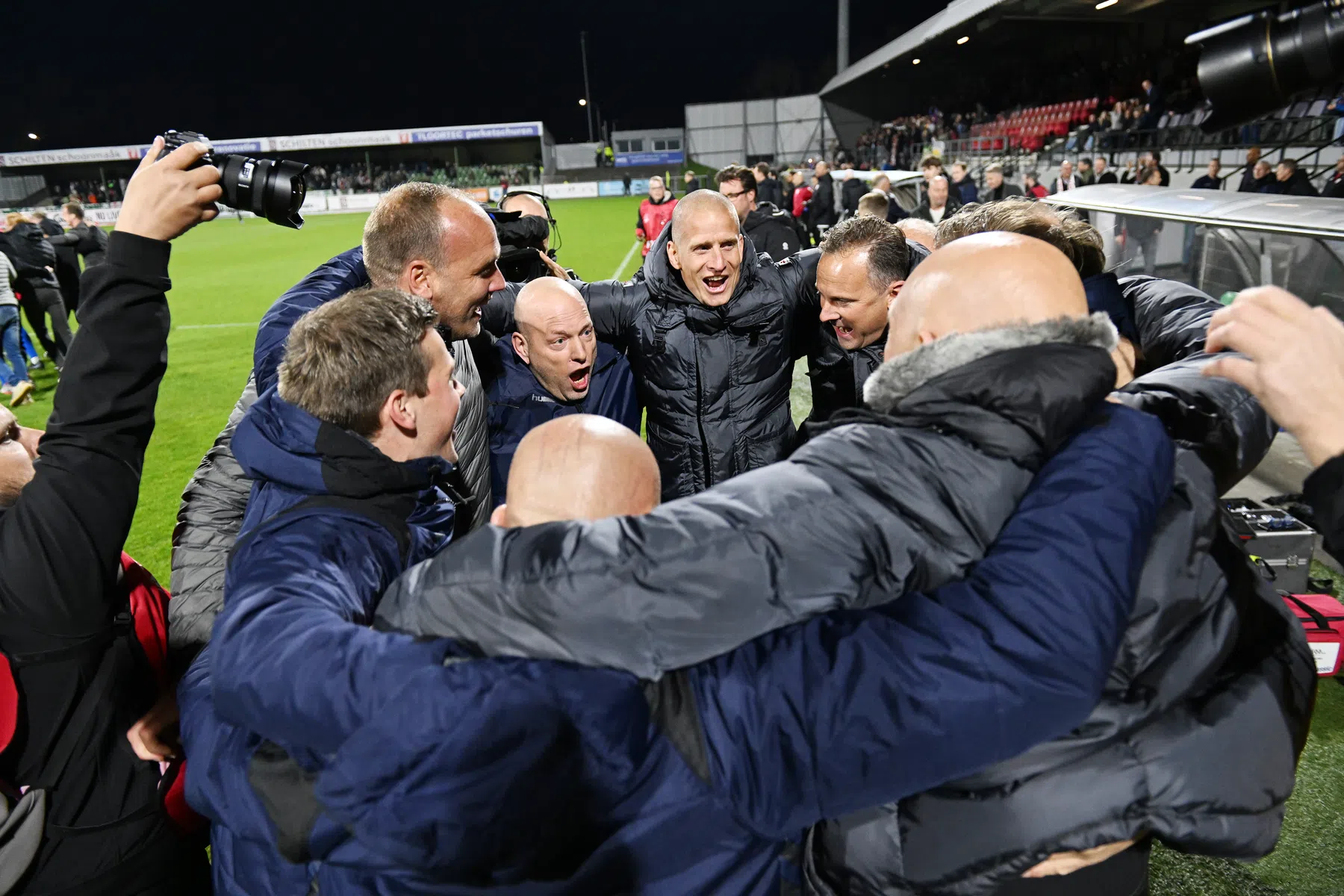 FC Emmen is terug in de Eredivisie: 'Waar we thuishoren'