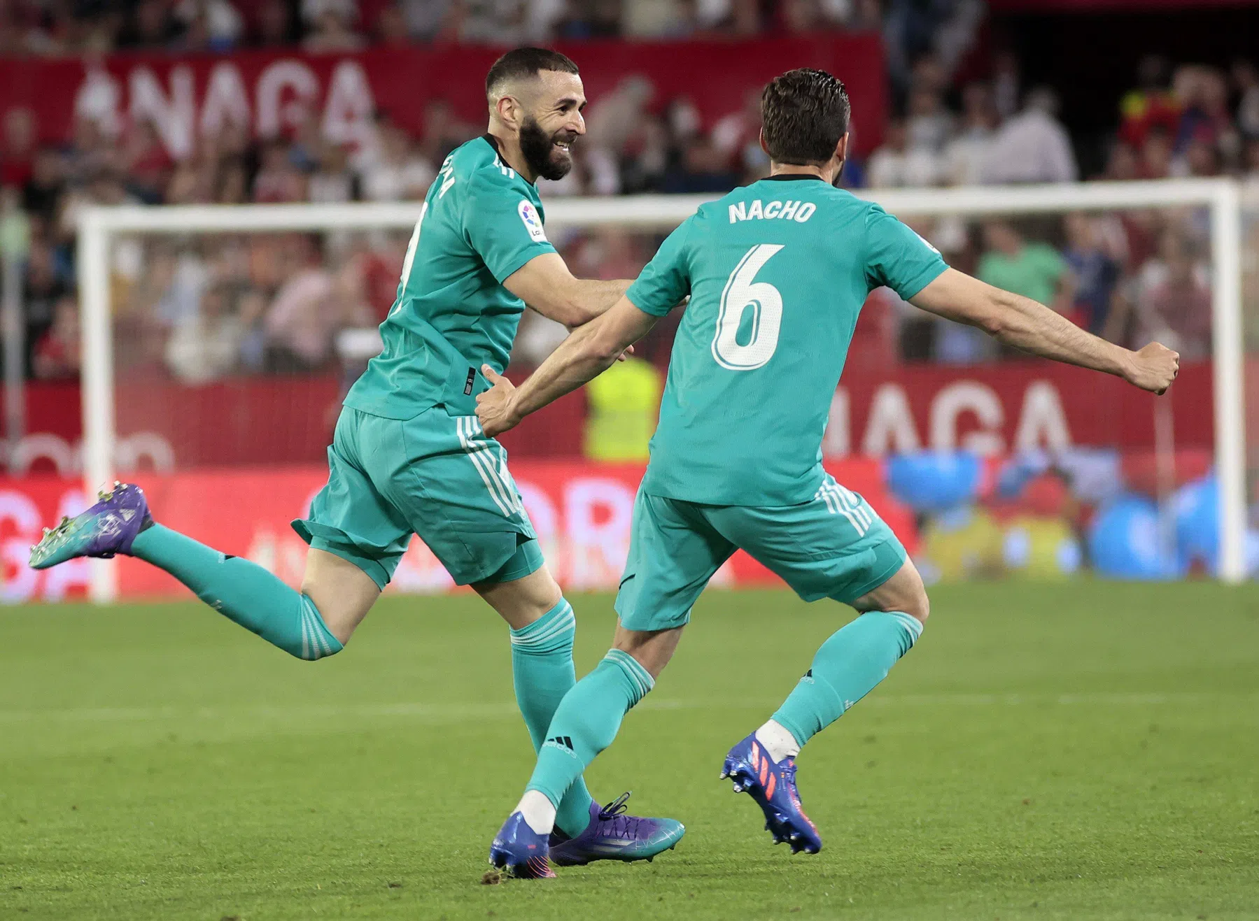 Benzema blijft maar imponeren: 'Hij flirt met de Ballon d'Or'