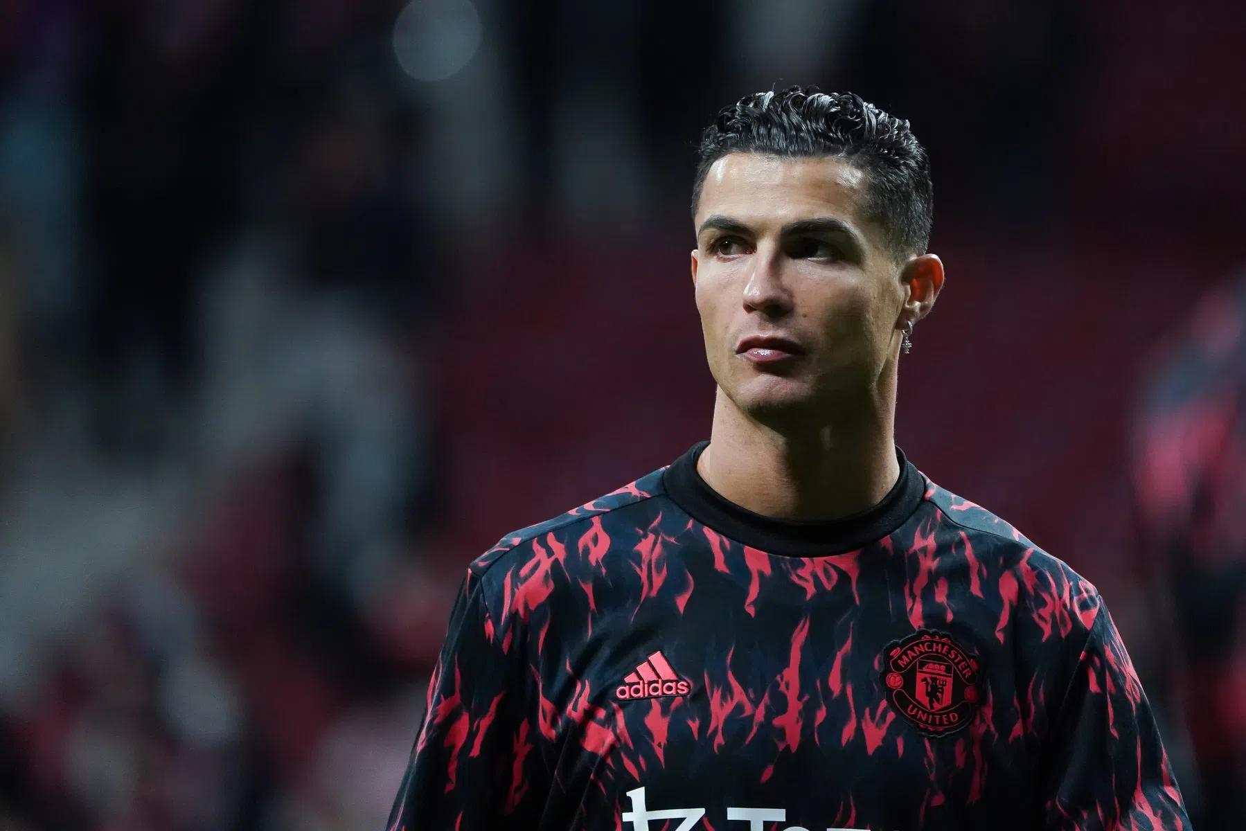 Hartverwarmend: staande ovatie op Anfield als steun voor Ronaldo