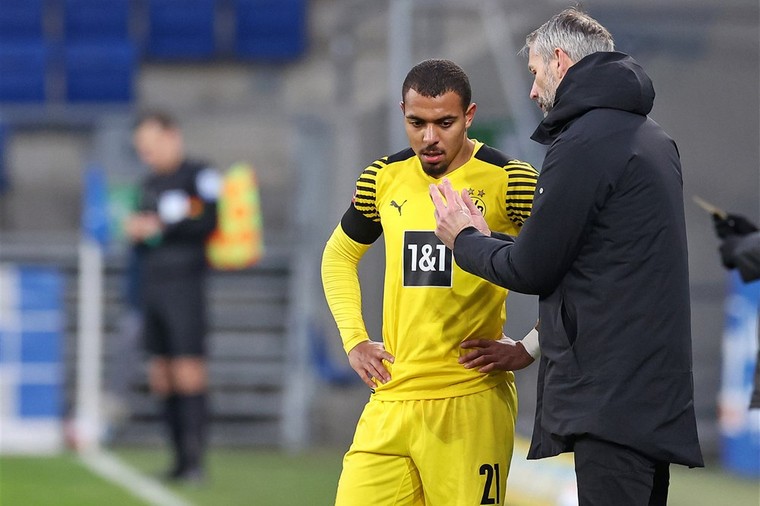 Vertrouwen in Malen groeit bij Dortmund: 'Hij is flink beter geworden'