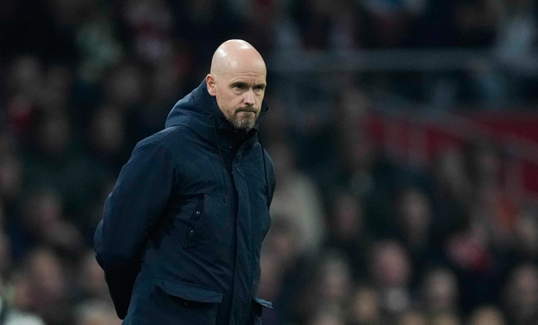 Van Basten over 'triest' United: 'Moet Ten Hag gaan twijfelen over United?'
