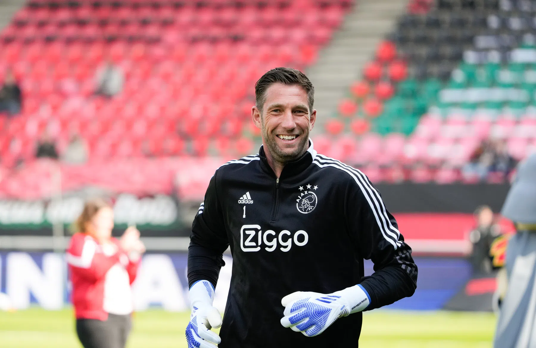 Good old Stekelenburg (39) bereikt mijlpaal als Ajax-goalie