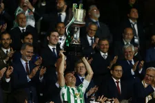 Thumbnail for article: Prachtige tranen bij Betis-icoon Joaquín (40): 'Nu moet ik zeker doorgaan!'