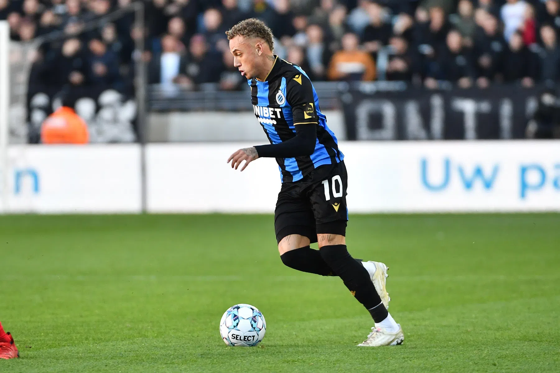 'Heel goede' Lang zet titelaspiraties Brugge kracht bij: 'Geweldig om te zien'