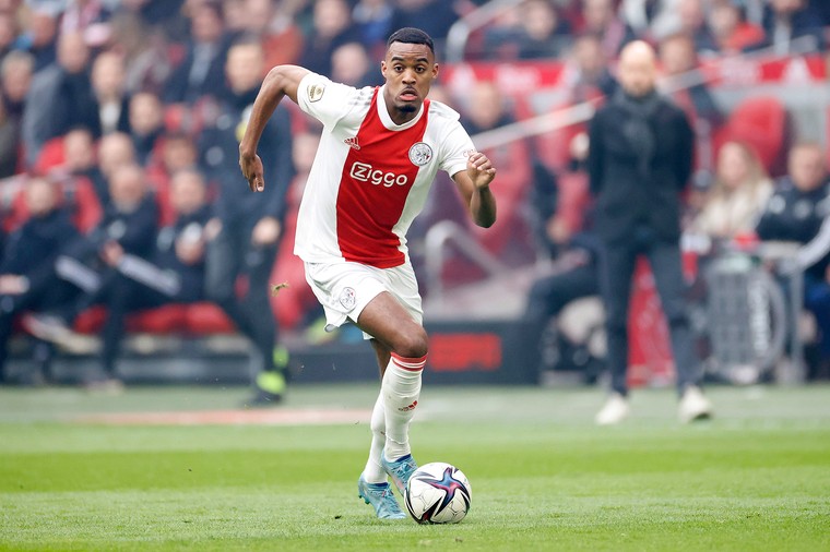 Ajax spant in Eredivisie de kroon met speeltijd voor eigen kweek