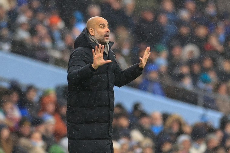 Engeland applaudisseert voor Guardiola: 'Magisch, City is een meesterwerk'