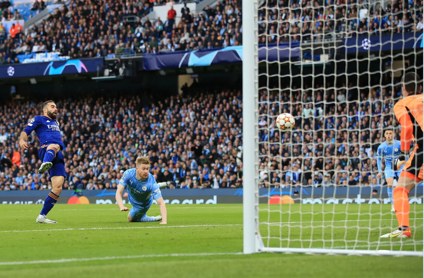 Spaanse media snakken naar adem na voetbalshow: 'Niemand doodt Real'