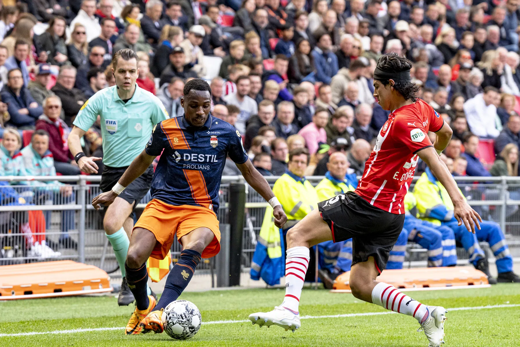Guti blijft hopen op titel en gaat in op toekomst bij PSV