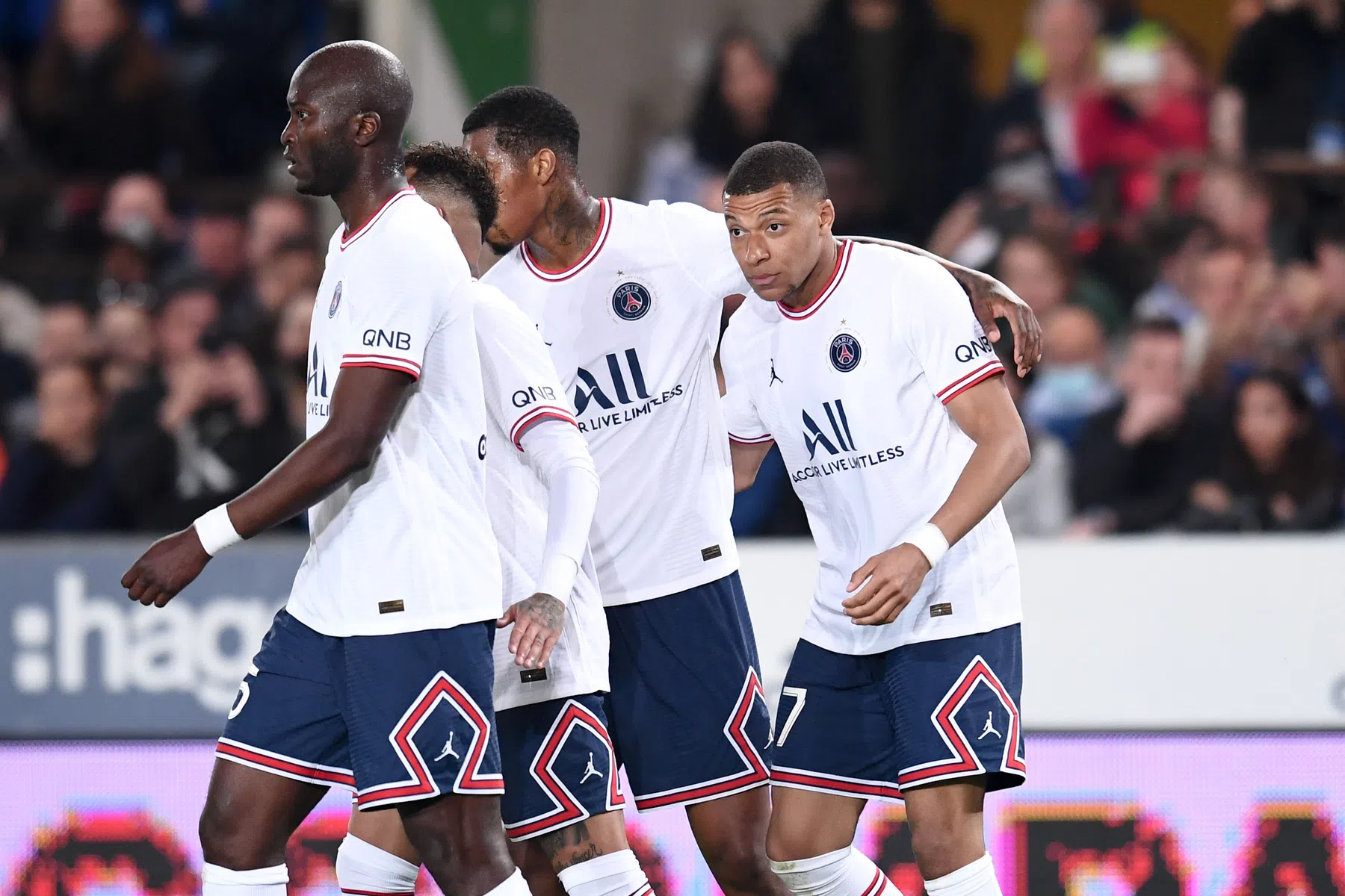 Samenvatting: PSG geeft het helemaal weg na dubbelslag Mbappé