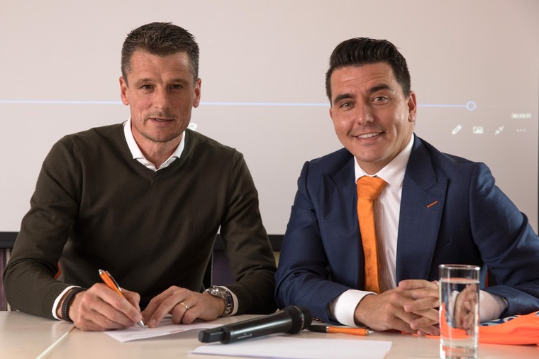 FC Volendam presenteert Jan Smit als voorzitter: 'Dit wordt mijn toetje'