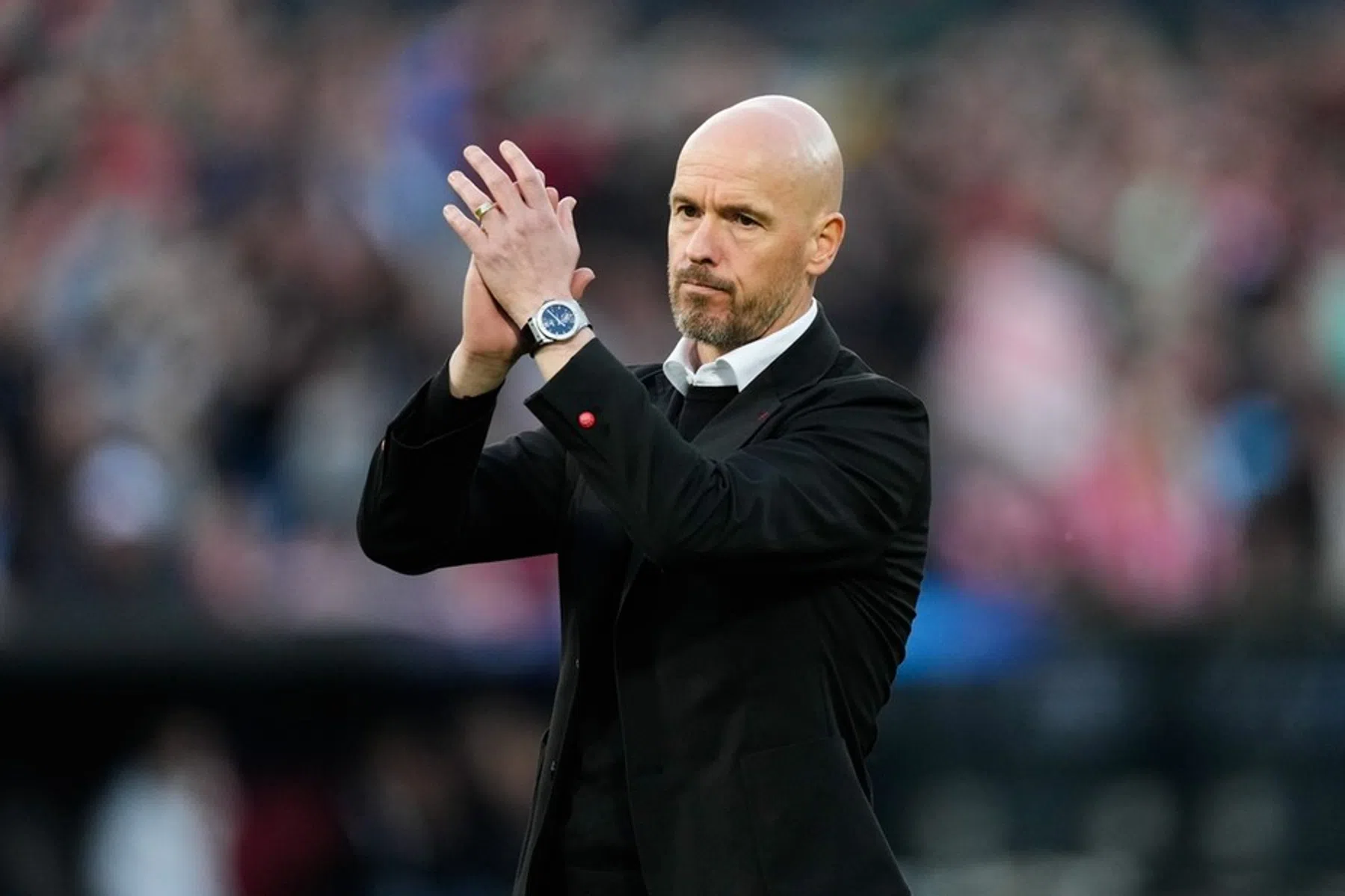 Met dit grappige lied kijken de fans van United zingend uit naar Ten Hag