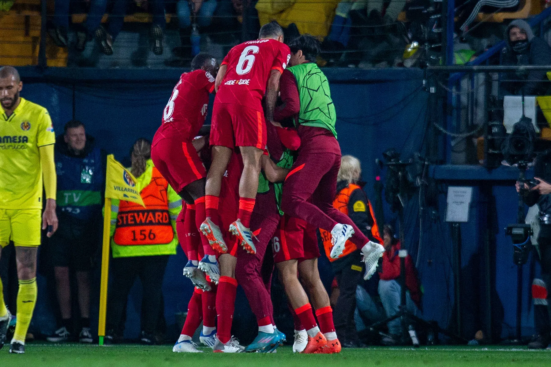 Liverpool schrikt op tijd wakker en voorkomt sensatie Villarreal