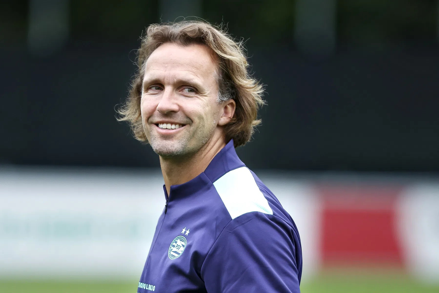 Zenden ontbreekt in technische staf Van Nistelrooij