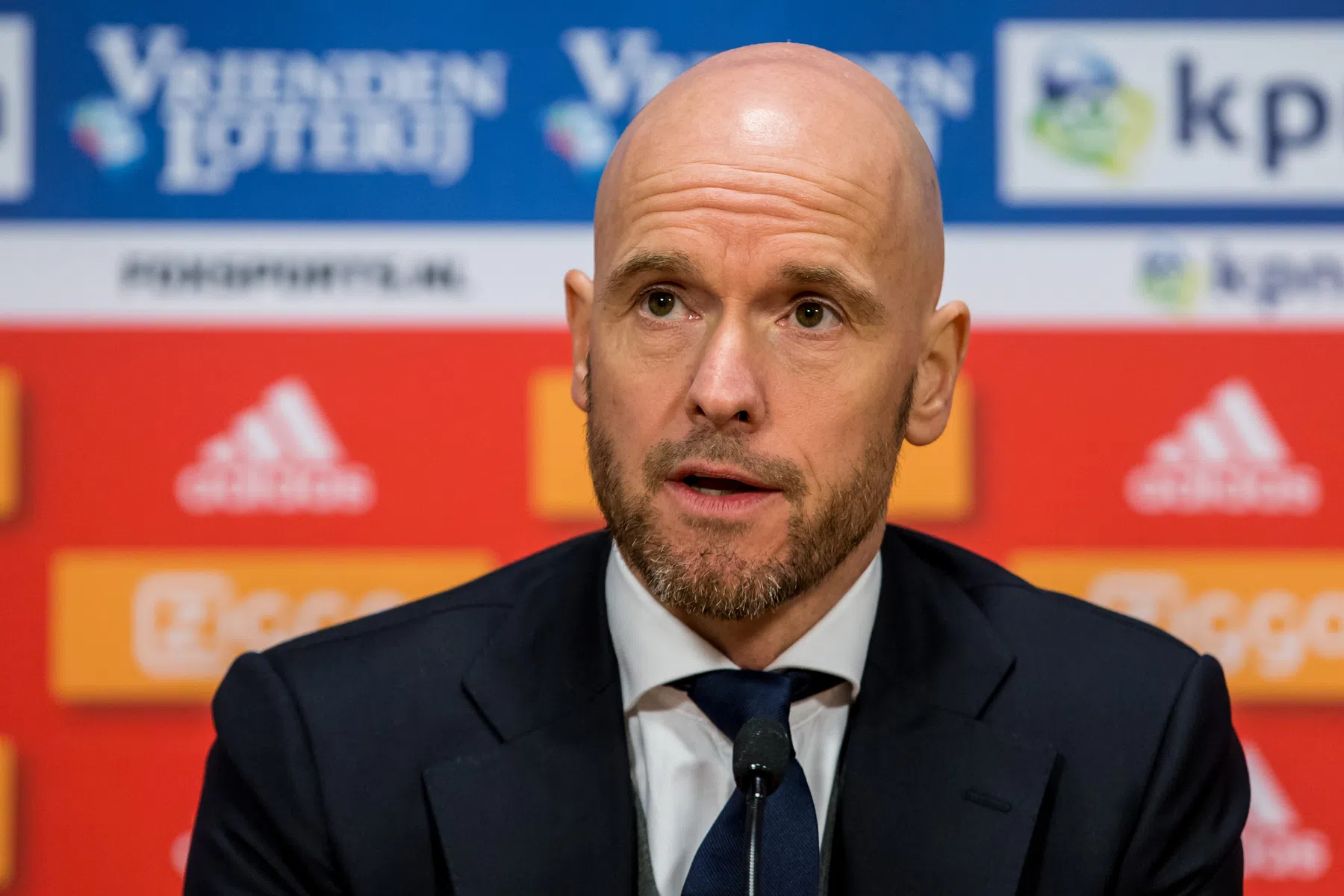 Ten Hag heeft viertal terug, rekent op Feyenoord en spreekt over Ihattaren