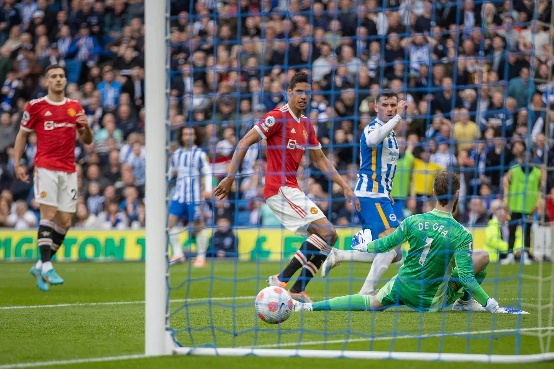 Wanprestatie Man Utd raakt sterren in hun portemonnee