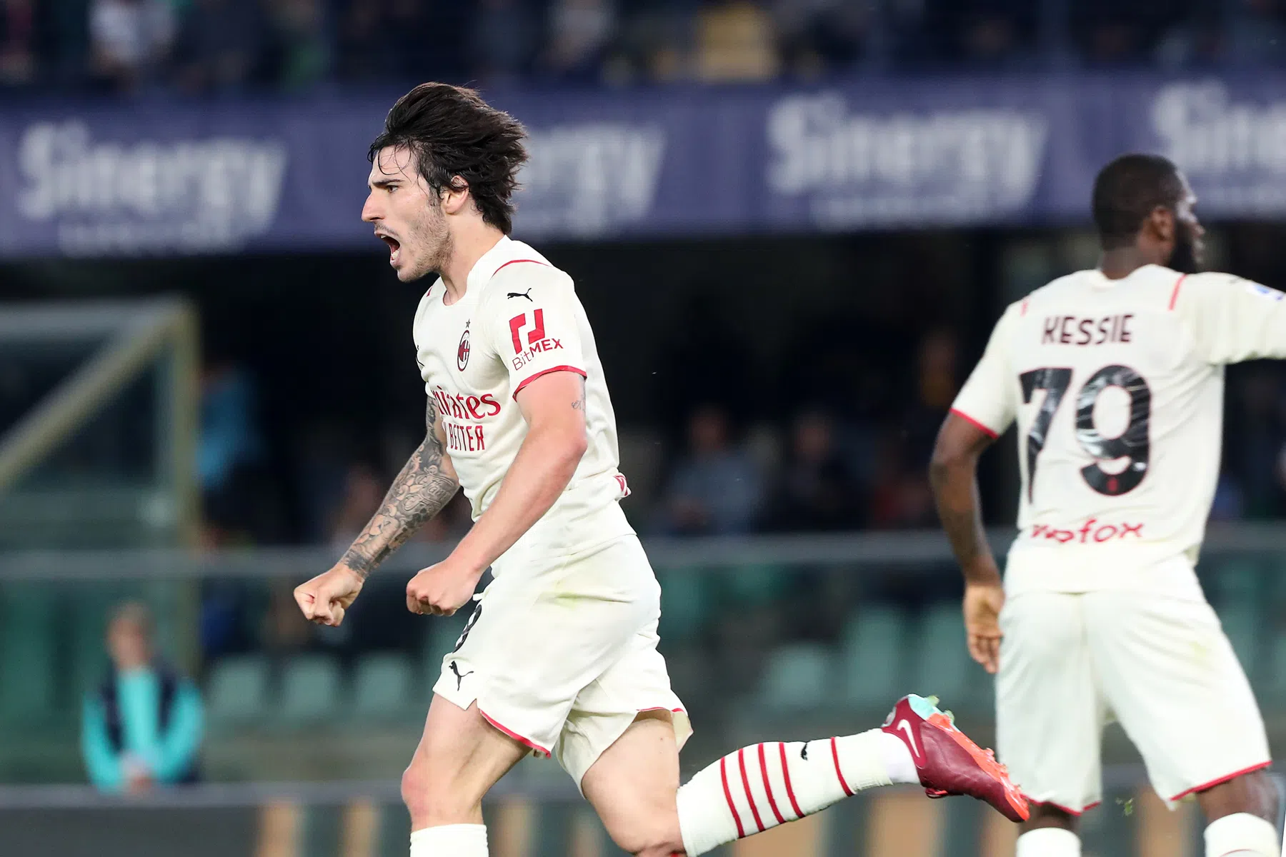 AC Milan heeft Scudetto voor het grijpen na heldenrol Tonali