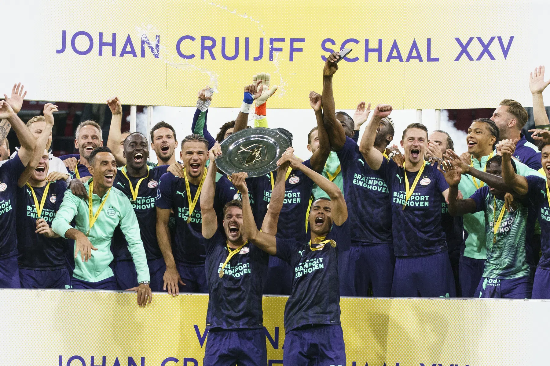 Johan Cruijff Schaal in Amsterdam markeert start nieuwe tijdperken Ajax en PSV