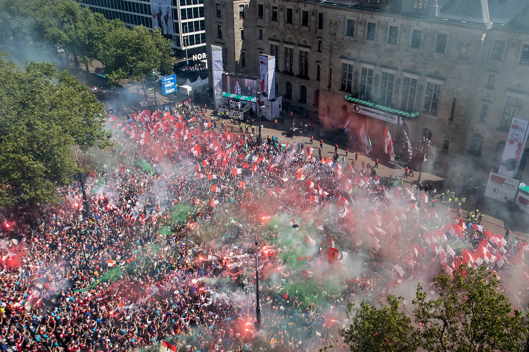 Feyenoord bij Conference League-winst niet gehuldigd op Coolsingel