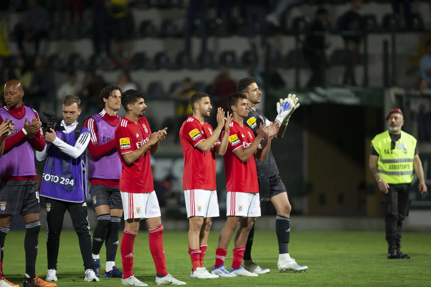 Minste punten sinds Koeman: Schmidt wacht zware taak bij Benfica