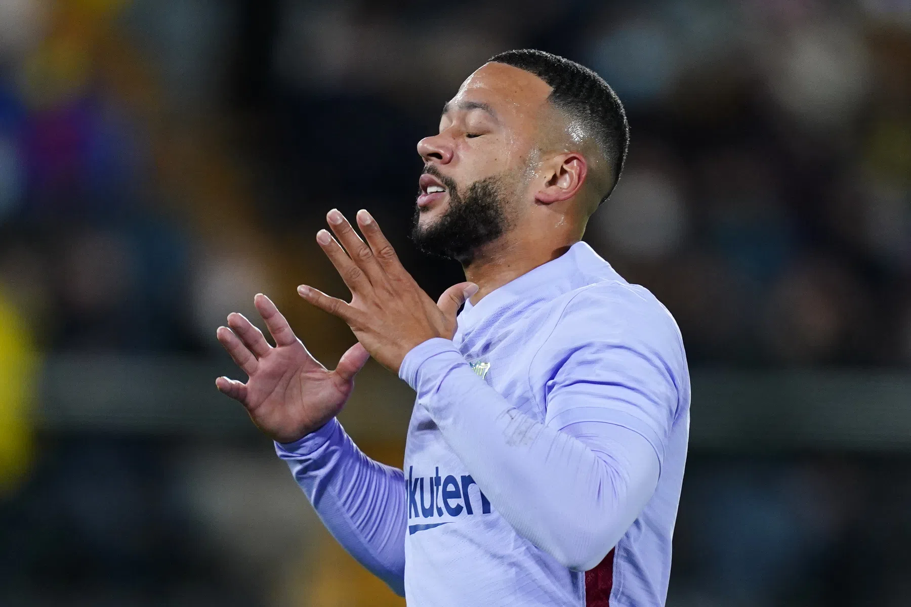 Memphis valt uit bij teleurstellend Barça, Villarreal grijpt naast Europa League
