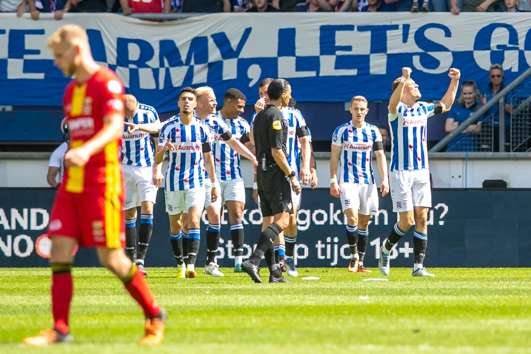 Heerenveen pakt laatste play-offticket, NEC laat het liggen