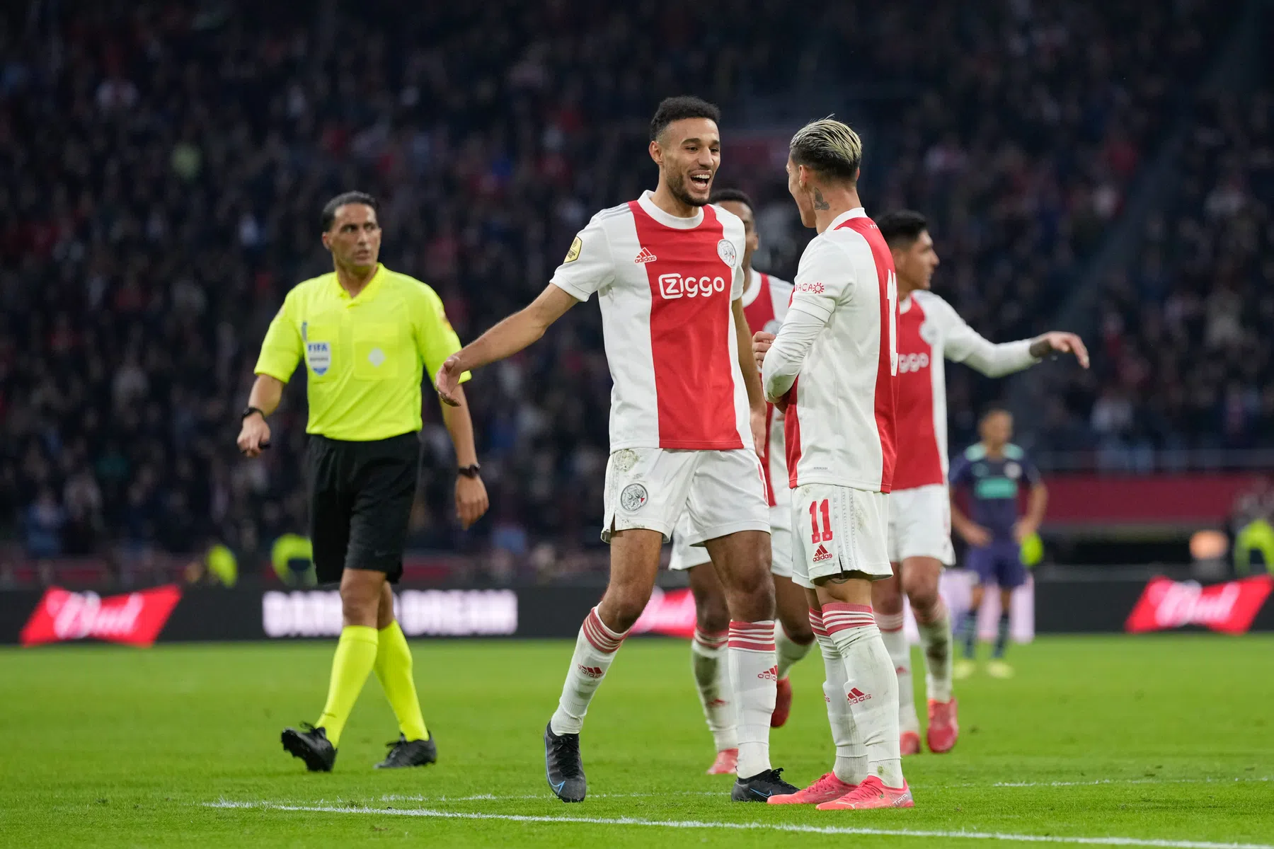 Mazraoui: 'Tussen Antony en mij is iets ontstaan dit seizoen'