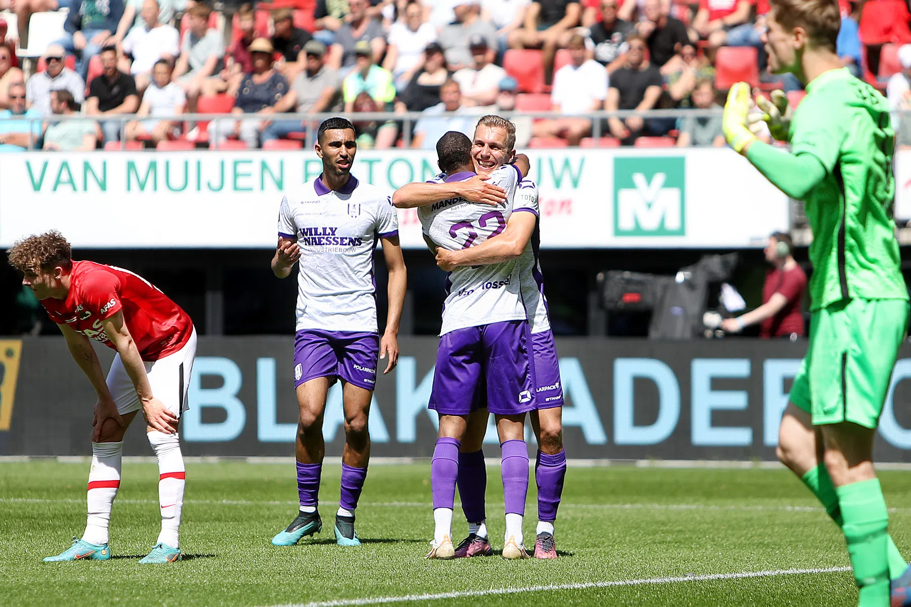 Elftal van de Week: vertrekkers pieken in laatste speelronde