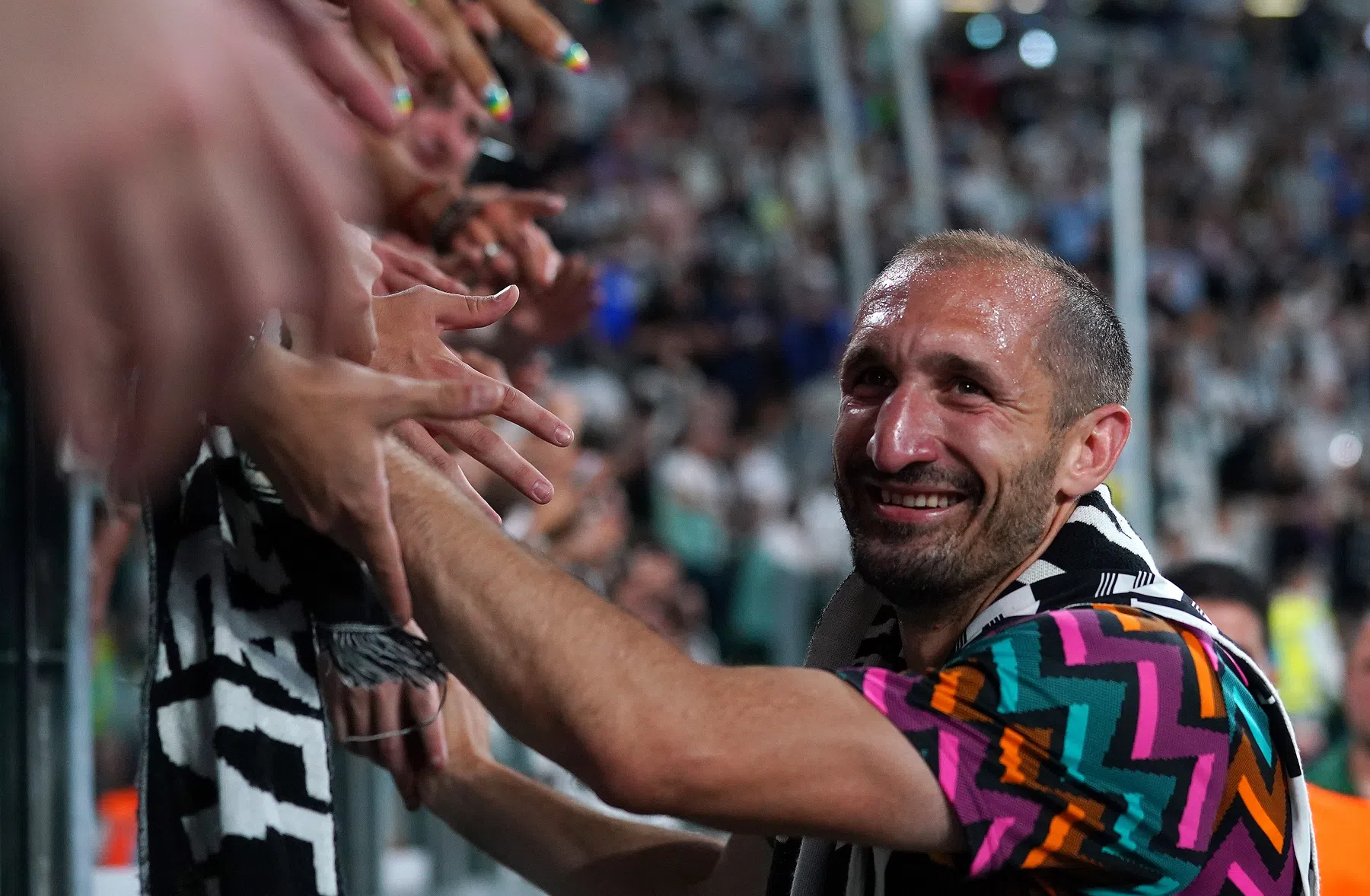 Juventus eert Chiellini met vroege publiekswissel, maar verspeelt zege