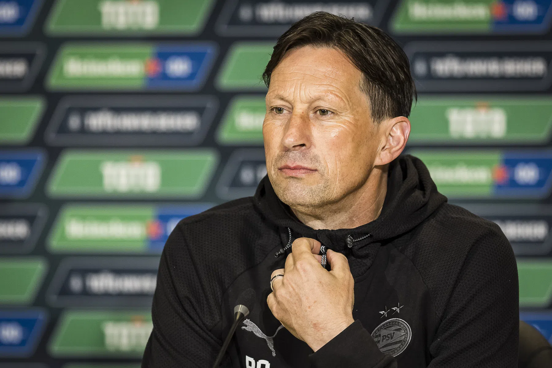 Schmidt legt uit waarom 'de tijden zijn veranderd' bij PSV