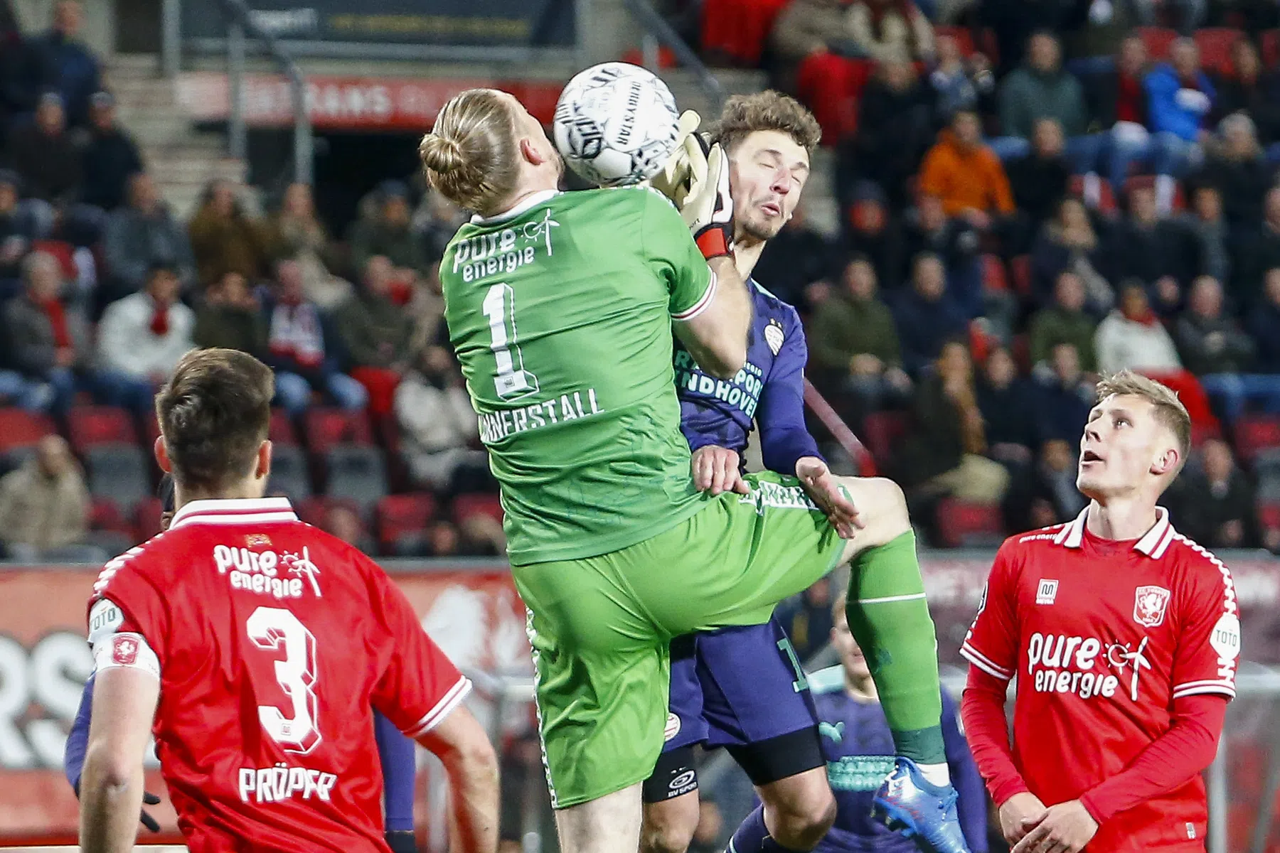Lars Unnerstall: de muur van FC Twente