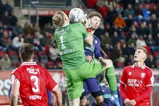 Thumbnail for article: Lars Unnerstall: de muur van FC Twente