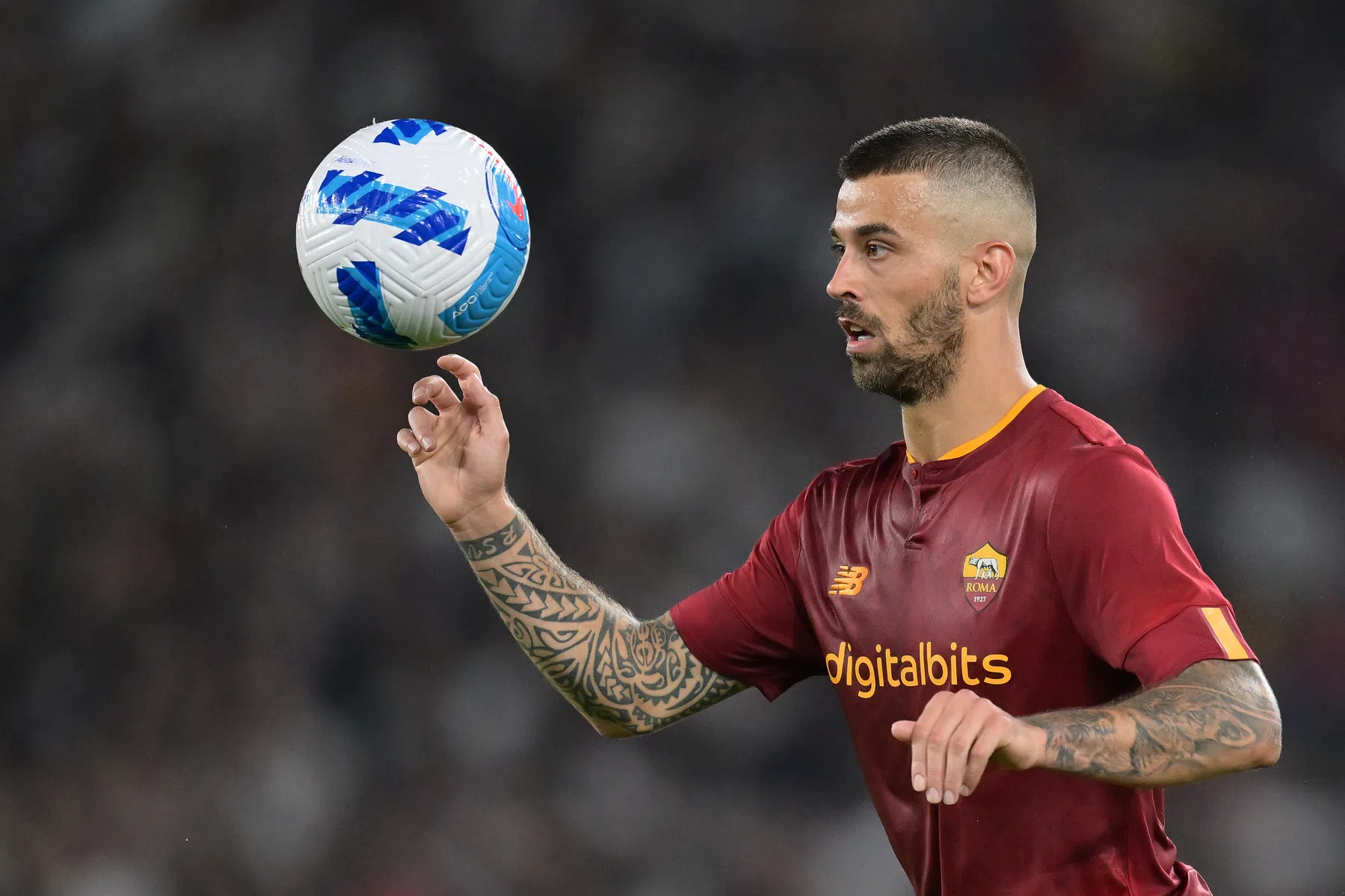 Spinazzola over 'zware tijd' richting Feyenoord: 'Tirana zat altijd in mijn hoofd'