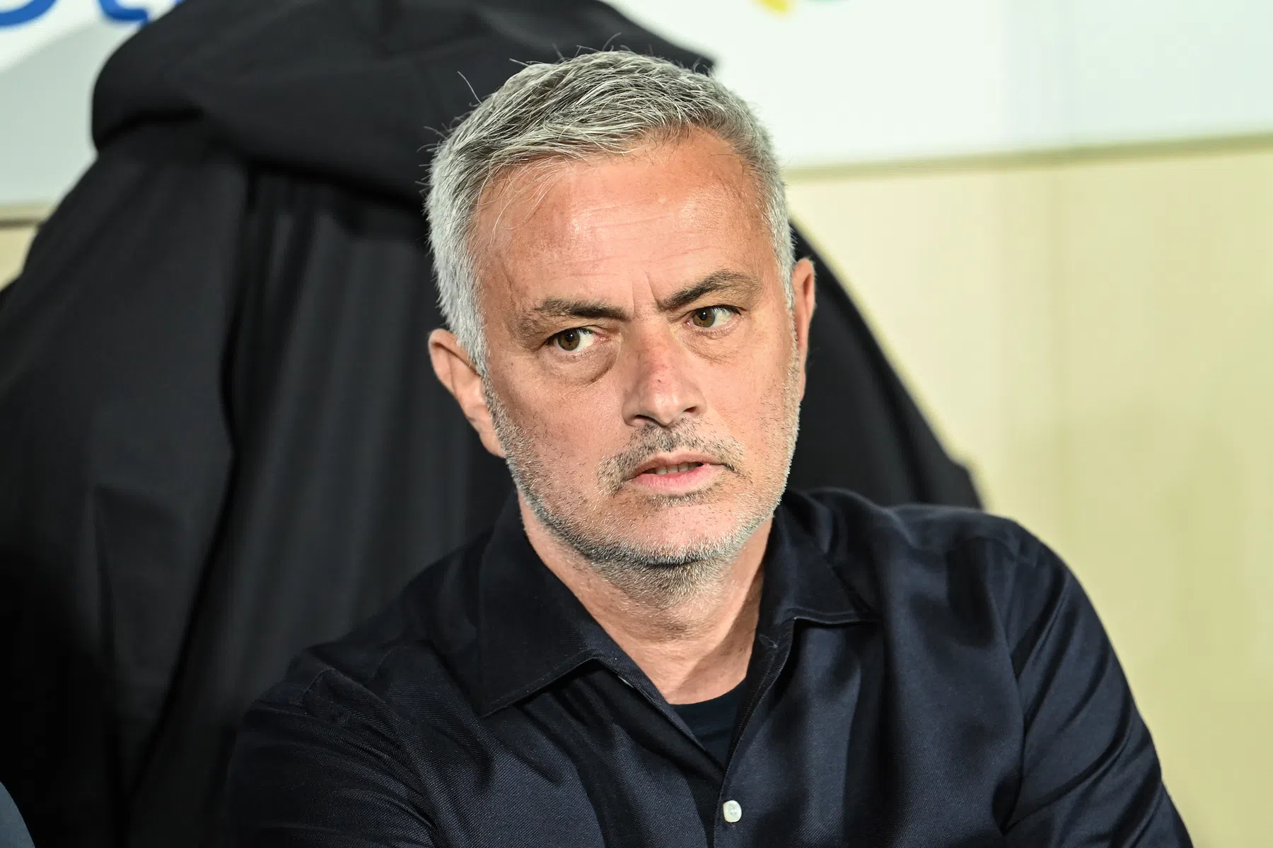 Mourinho wijst op 'groot voordeel' voor Feyenoord richting 'belangrijkste finale'